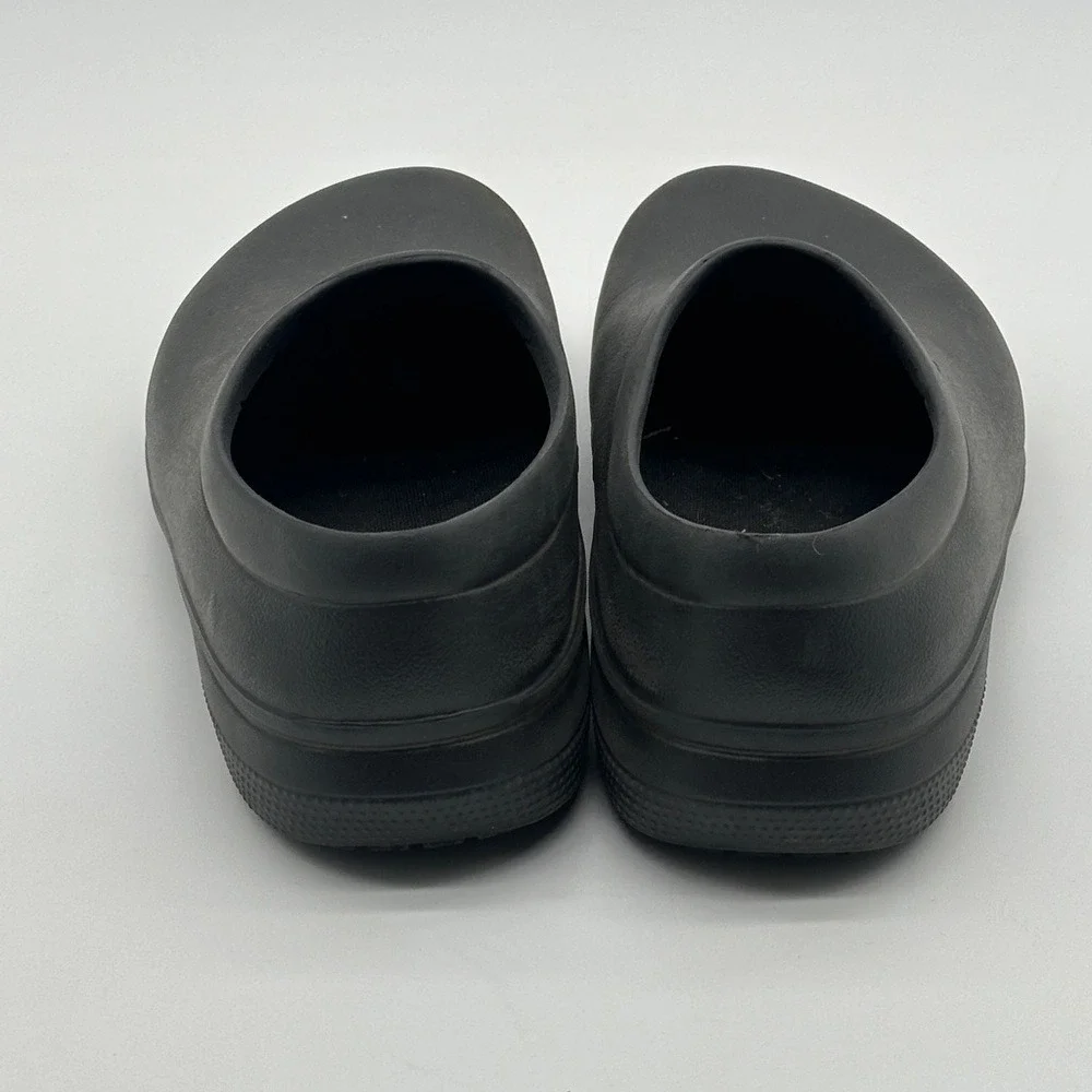 Crocs‎ Slip Resistant Shoes On The Clock Work Clogs Black Slip On Mens 8 W 10